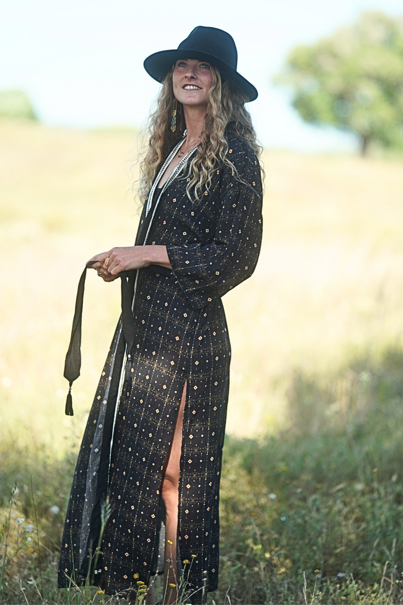 Boho Kimono -->  Fireworks print
