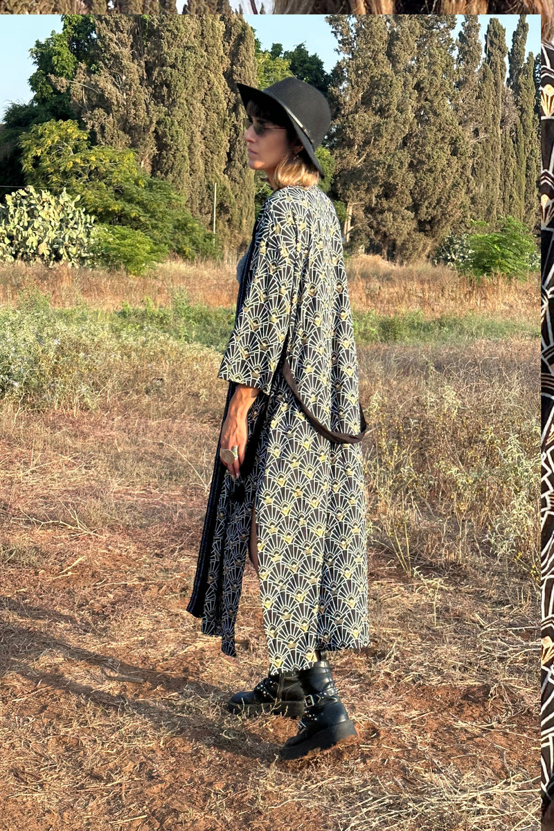 Boho Kimono --> Gold print