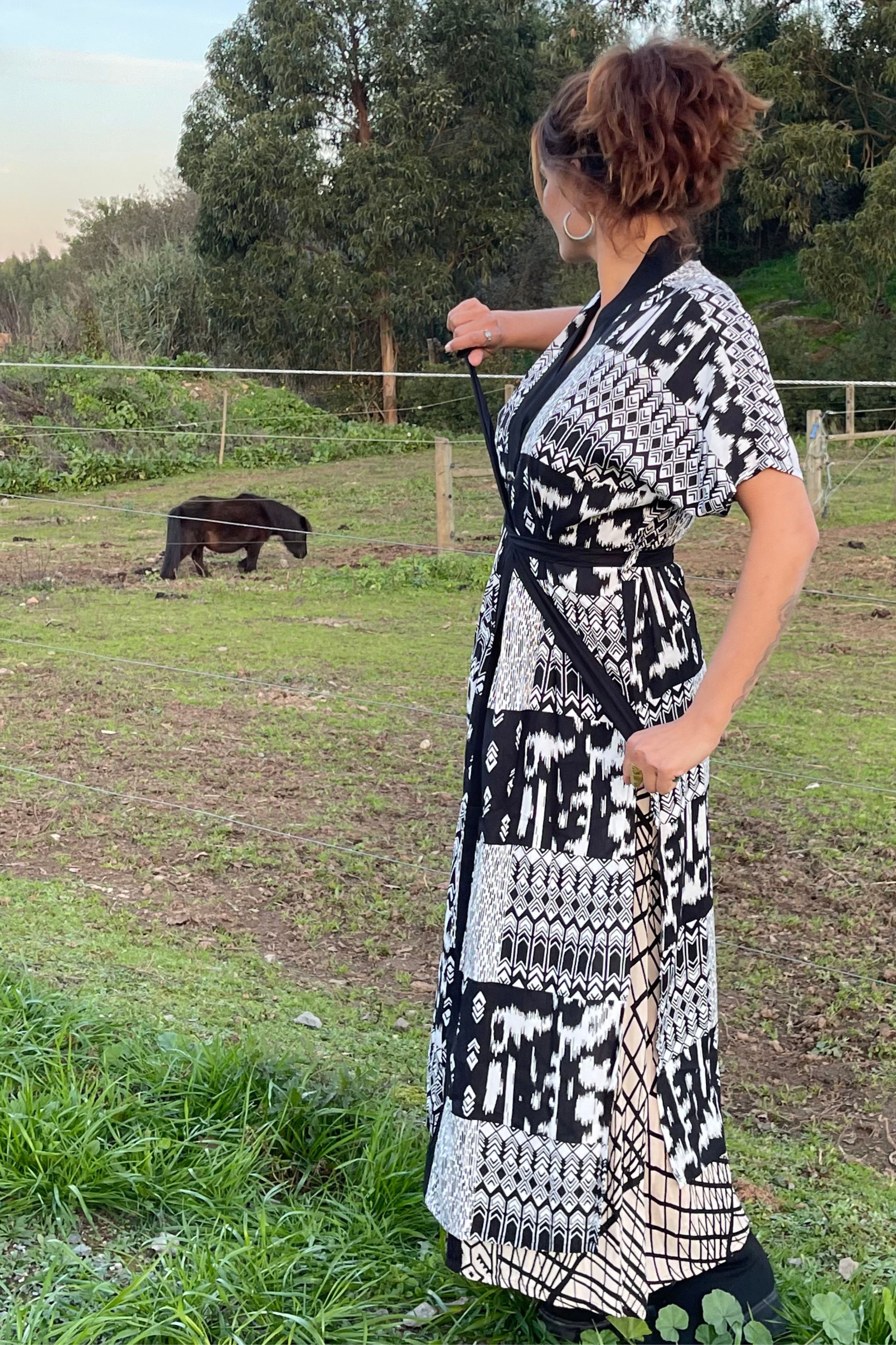 Ella Kimono Dress ✦ Noir Print
