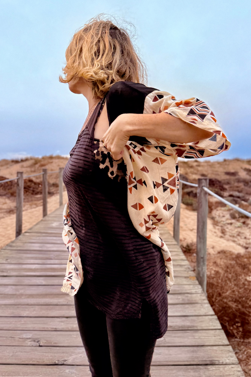 Button tunic dress -->  Triangle print