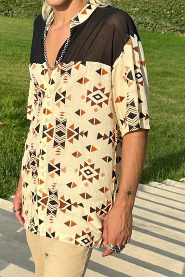 Unisex Button shirt -->  Triangle print