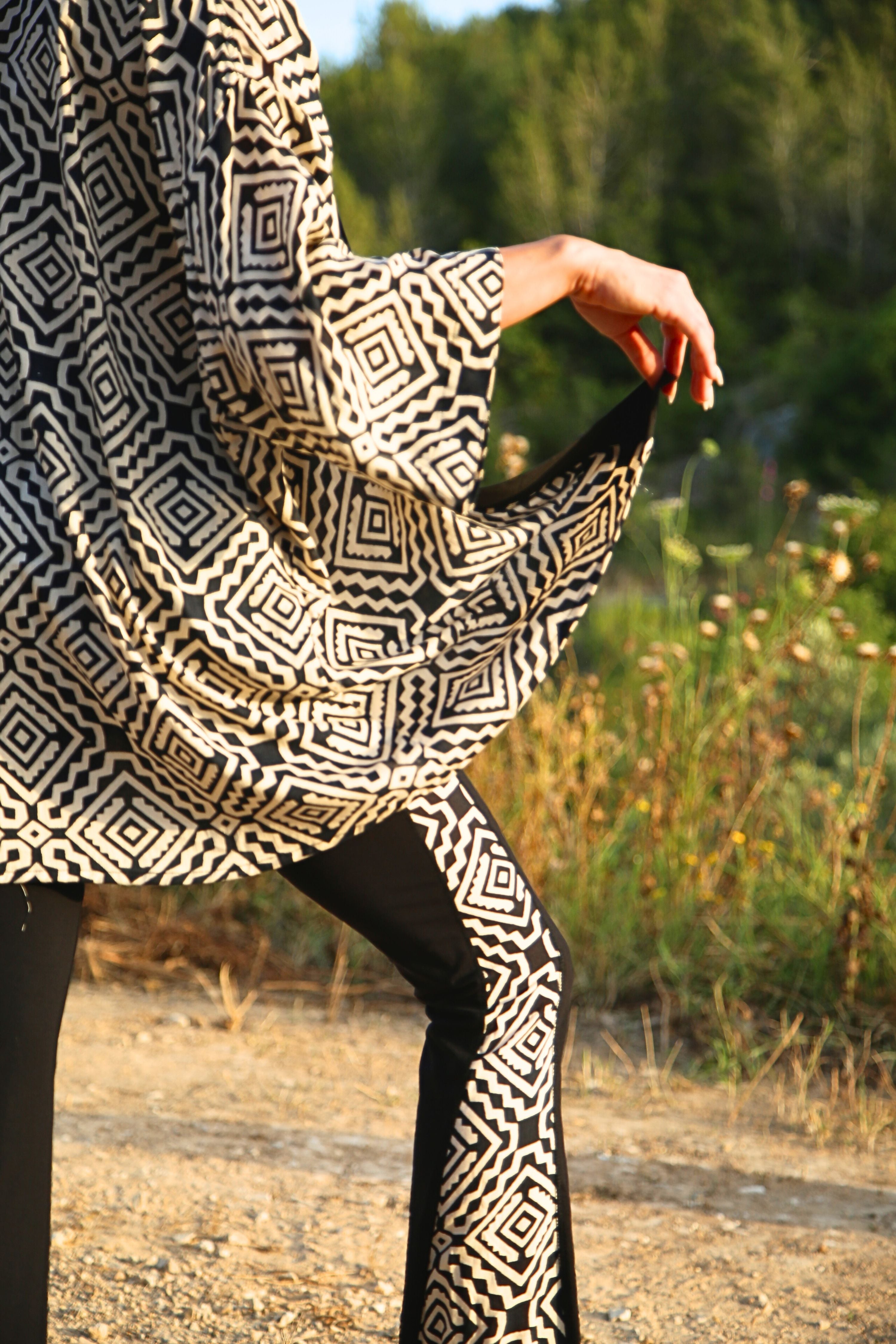 טייץ בגזרת פדלפון--> שחור לבן 