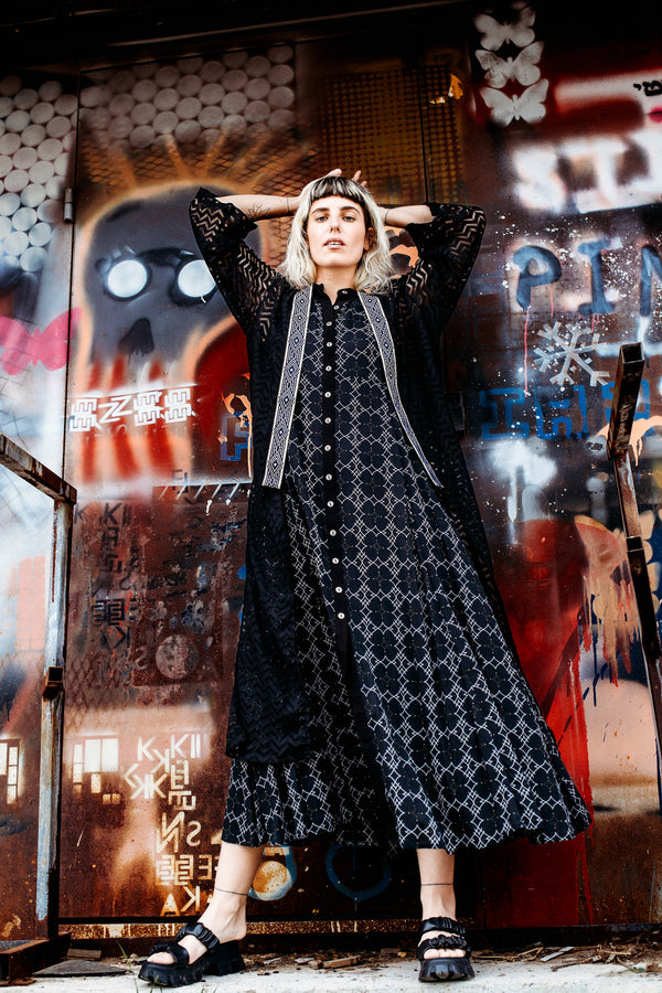 Urban Kimono --> BW