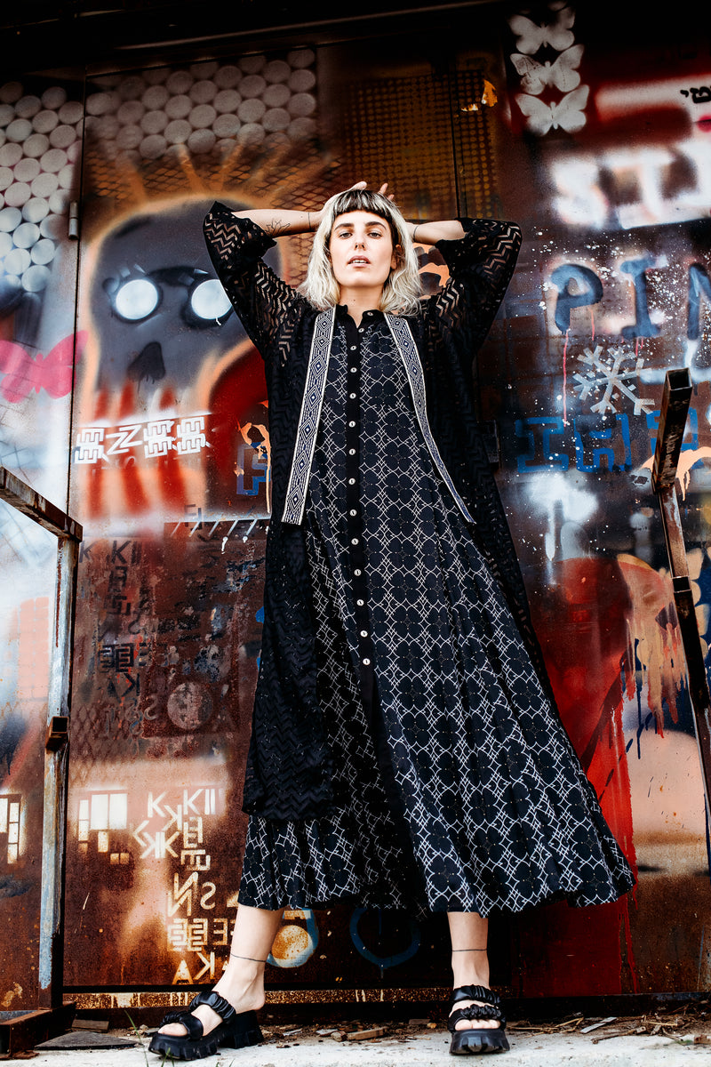 Urban Kimono --> BW