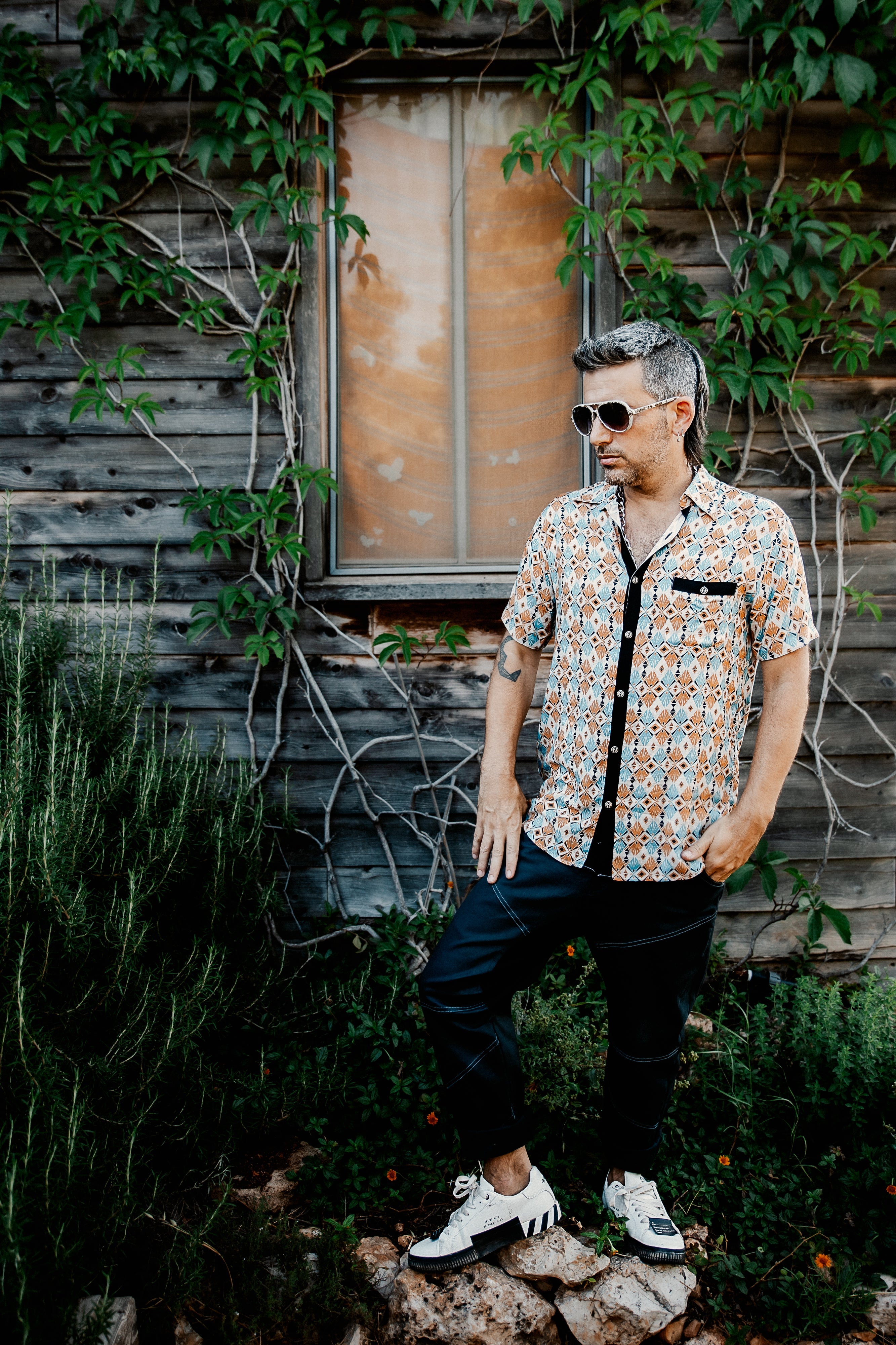 mens button shirt with retro print